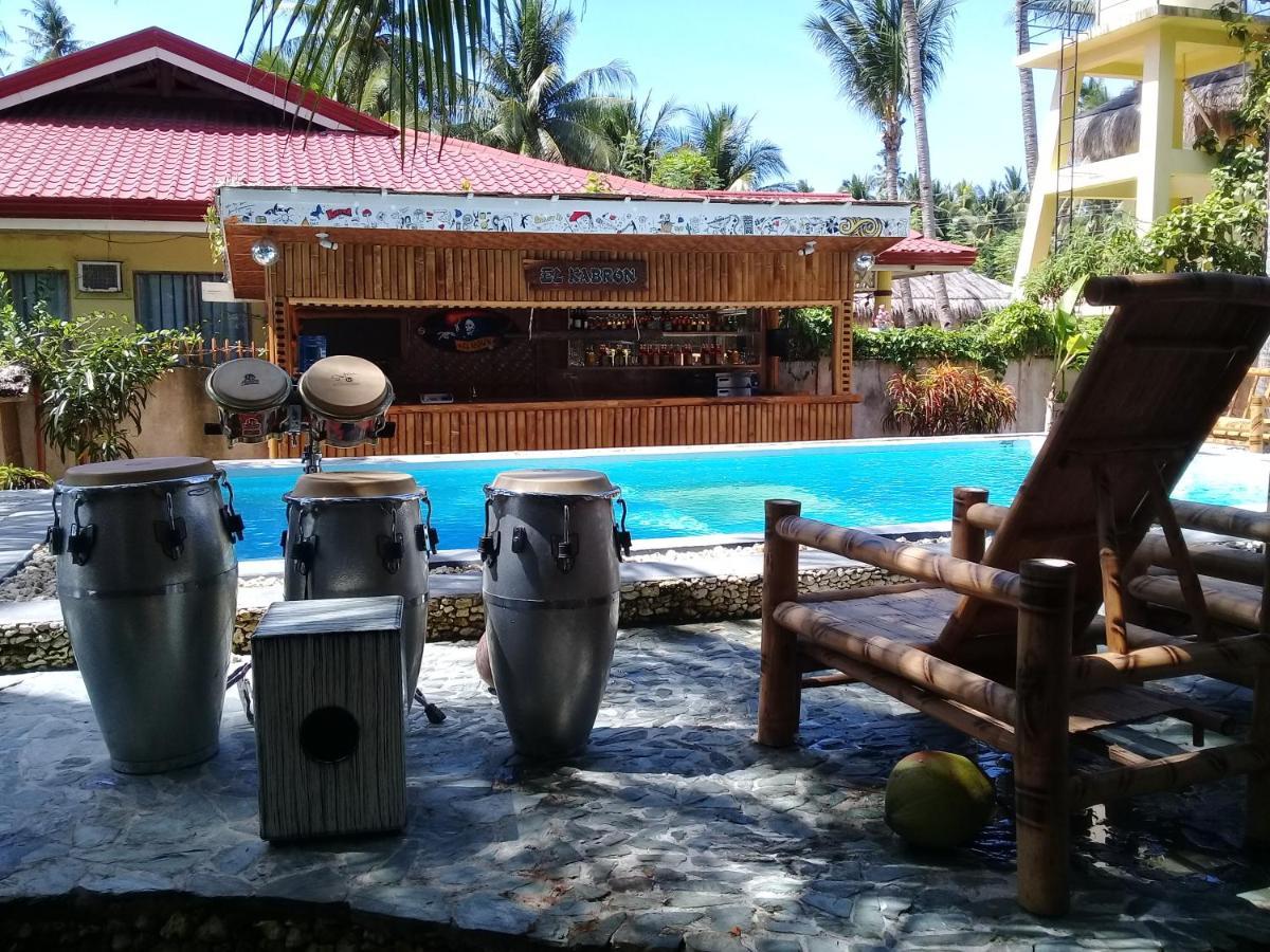 Apo Diver Beach Resort Σαν Χουάν Εξωτερικό φωτογραφία