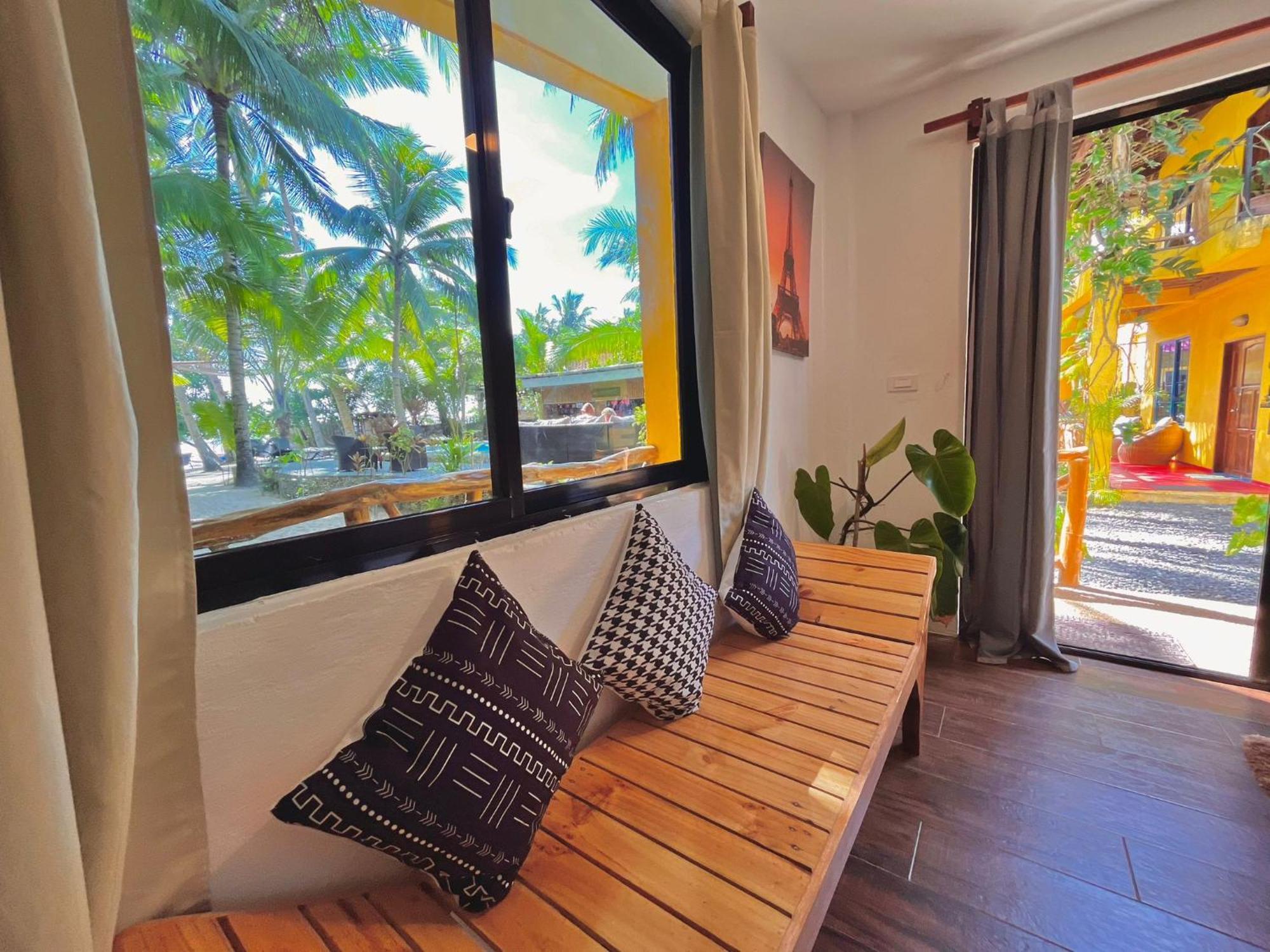 Apo Diver Beach Resort Σαν Χουάν Εξωτερικό φωτογραφία